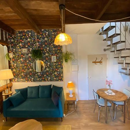 Duplex De Charme A Lessy Apartment Luaran gambar
